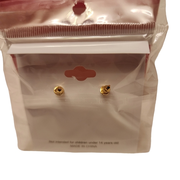 Heart Dangling Rhinestone Earrings - Picture 2 of 2